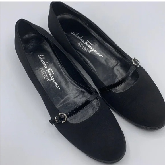 Salvatore Ferragamo Black canvas and leather Mary Jane sandal Flats with Buckle - Picture 1 of 12
